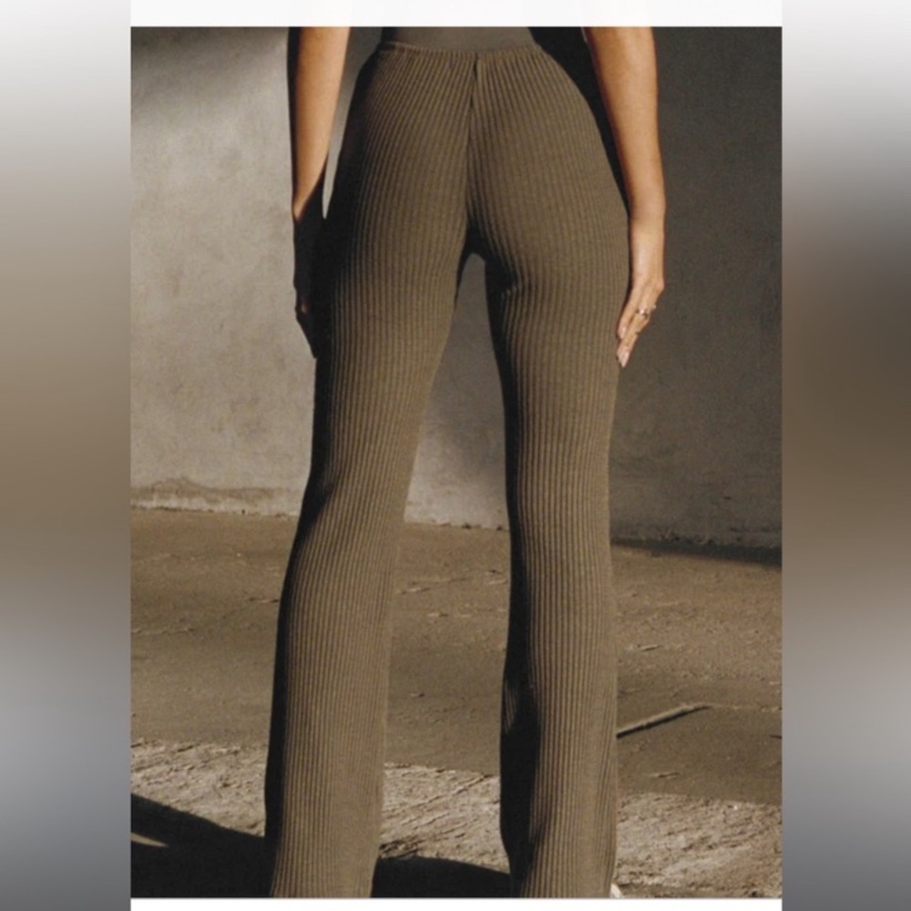 Joah Brown Ribbed Fitted Mini Flare Pants Low Rise Ink S - Picture 8 of 9